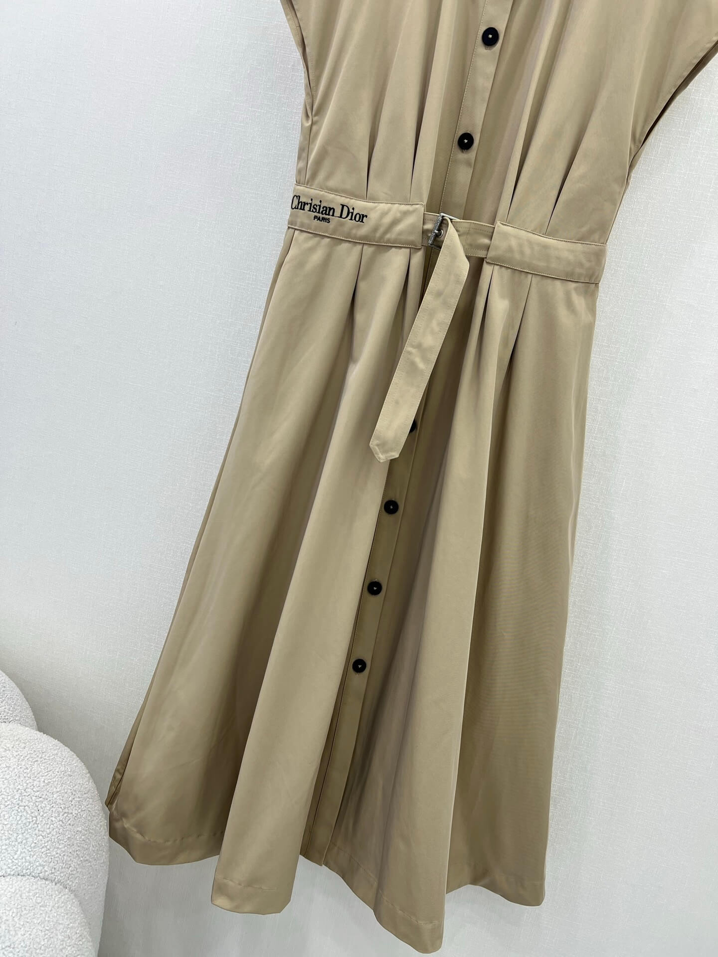 Christian Dior Beige Midi Shirt Dress. - Image 7