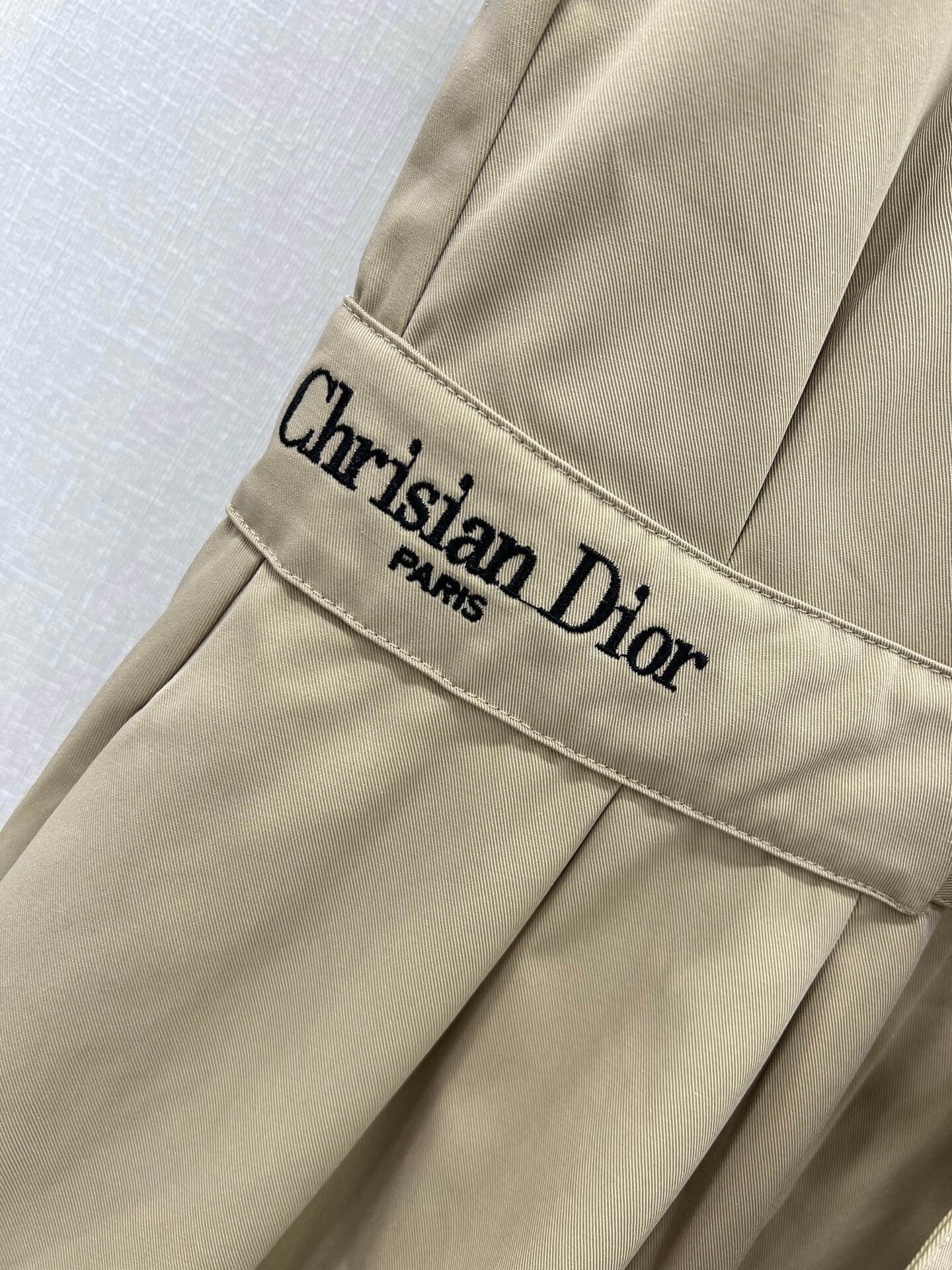 Christian Dior Beige Midi Shirt Dress. - Image 4