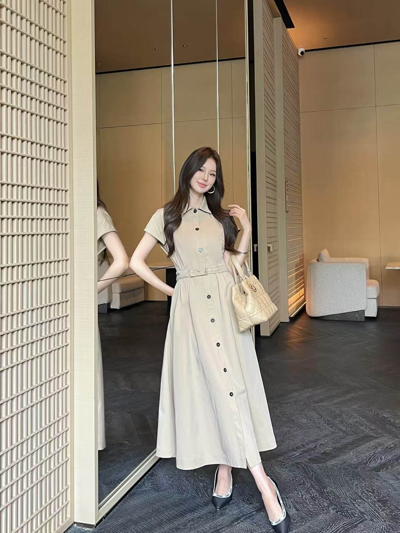 Christian Dior Beige Midi Shirt Dress. - Image 15