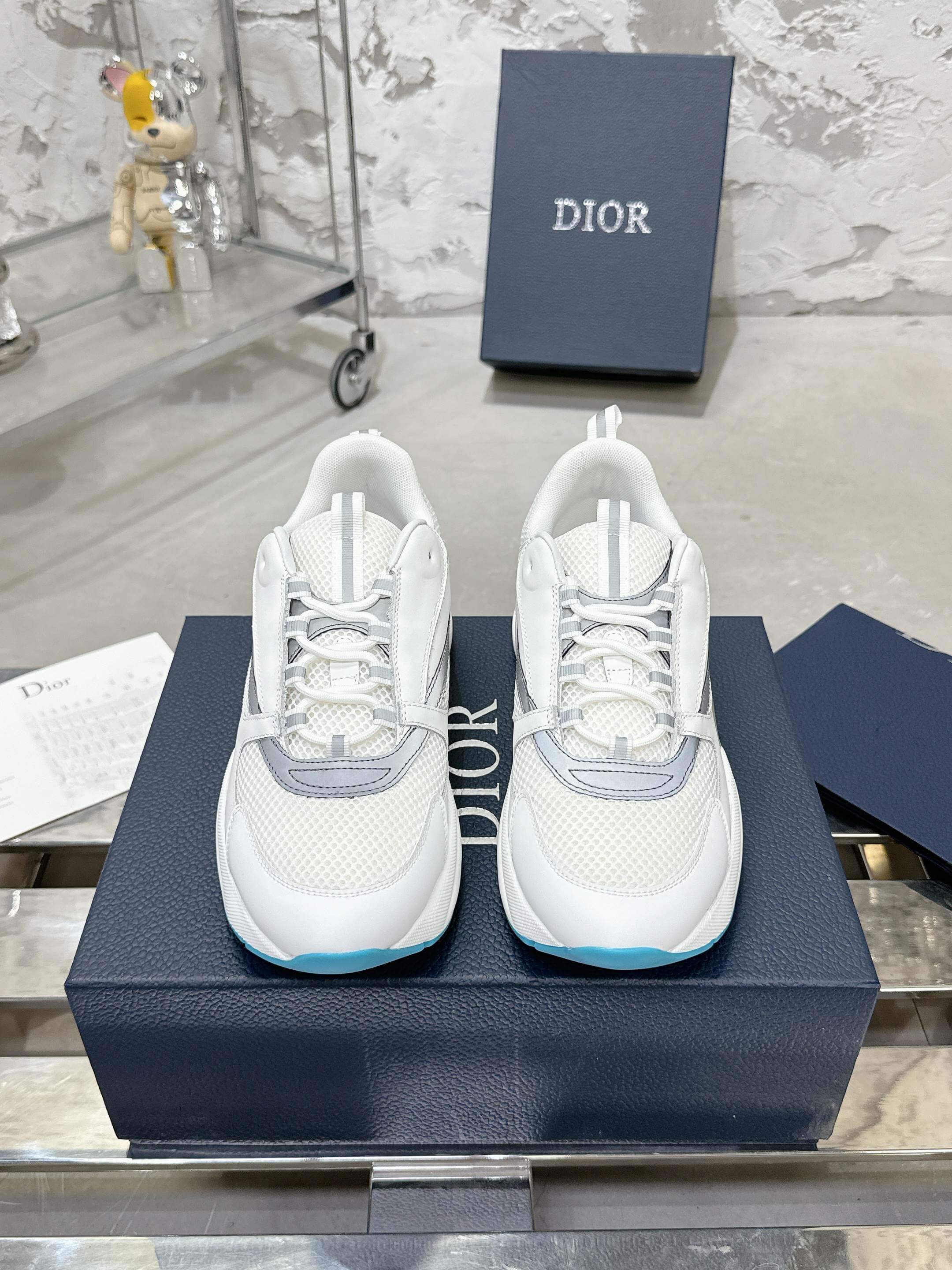 Dior B22 Arctic White Runner Sneakers - Image 8