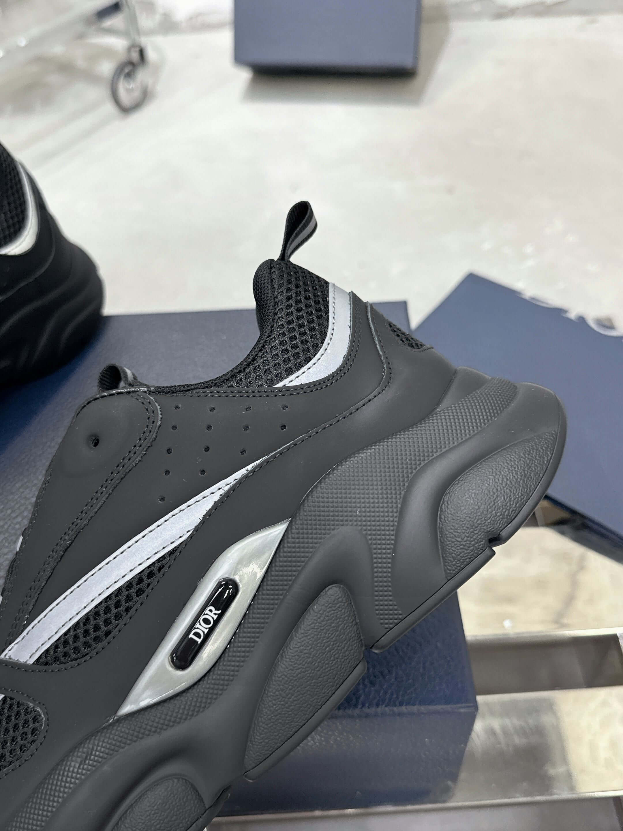 Dior B22 Light Blackout Corc Sneaker - Image 7