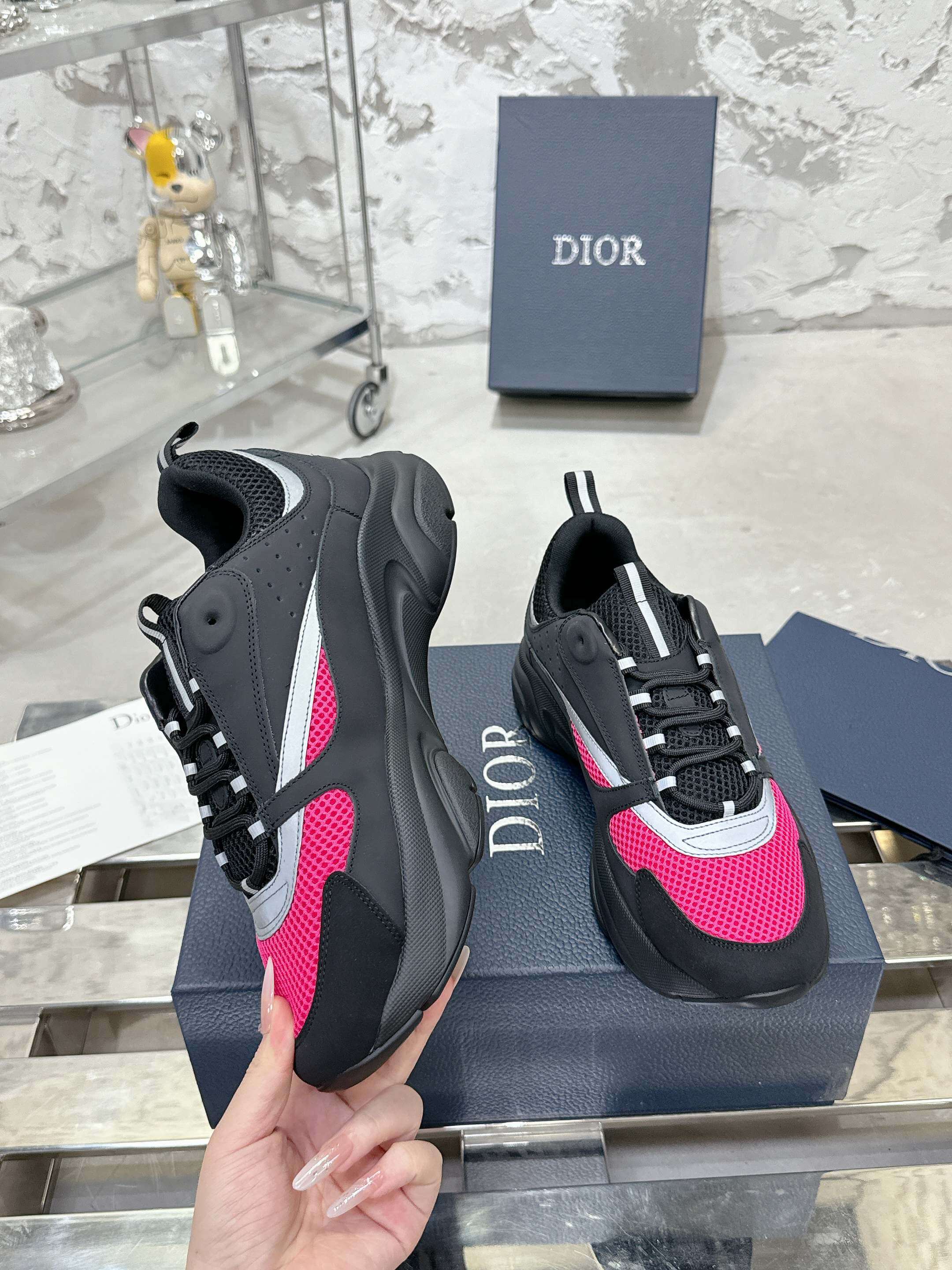 Dior B22 Pink Flash Runner Sneakers - Image 9