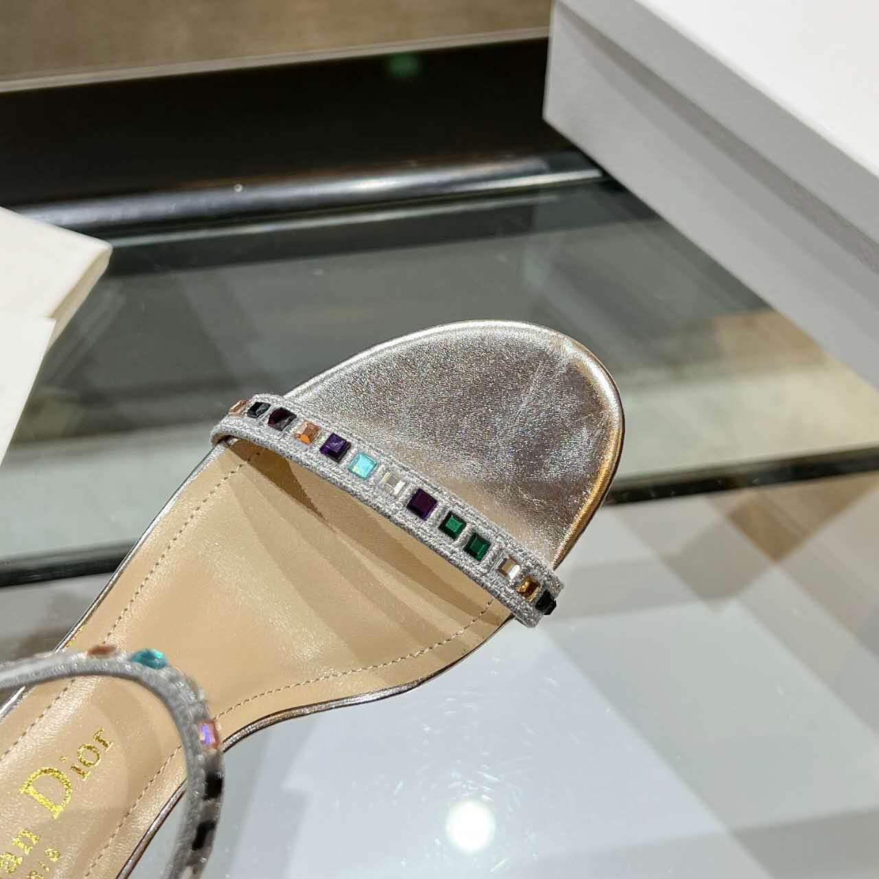Dior Dway Heeled Sandal Cream and Silver - Image 8