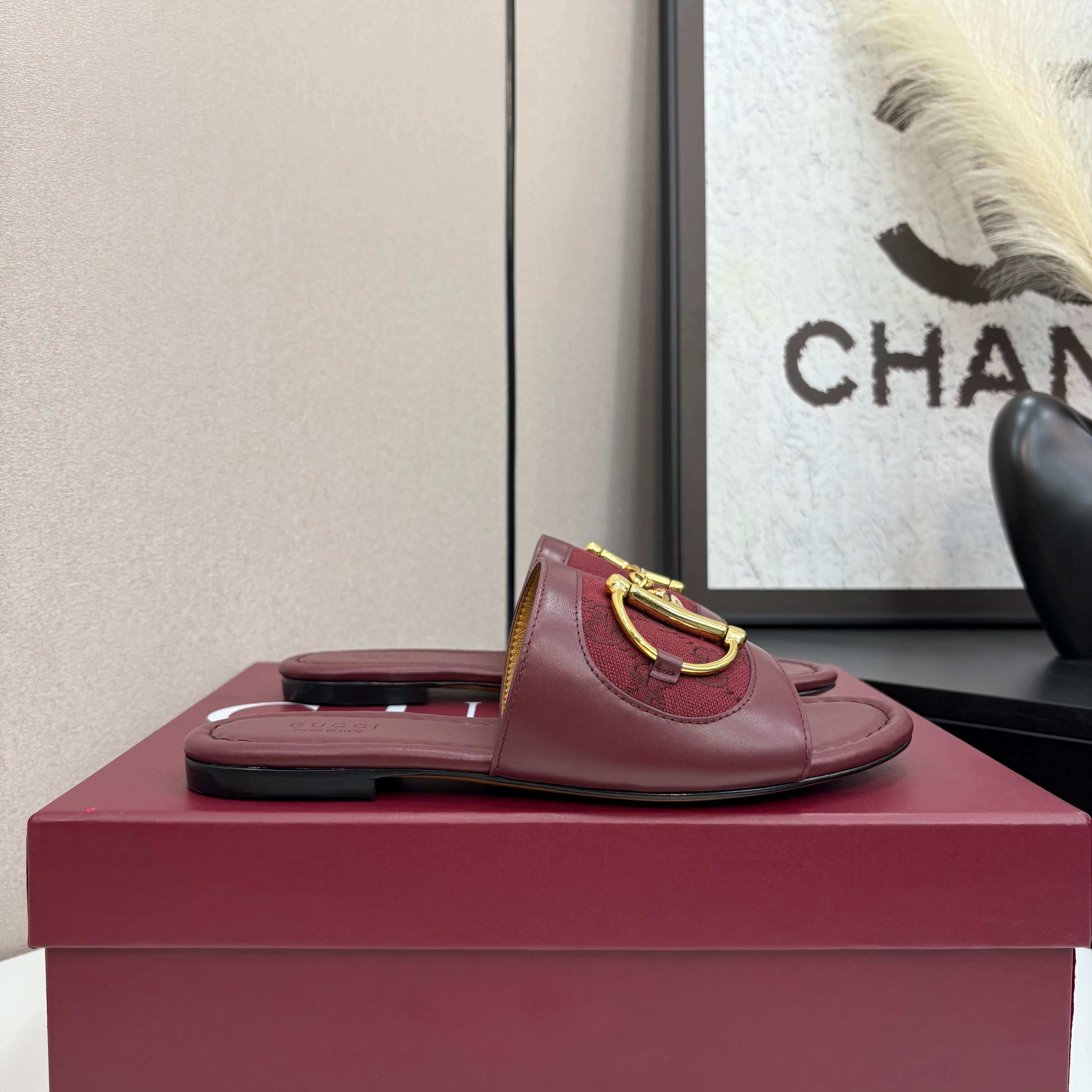 Gucci Women's Rosso Ancora Red Leather Slide Sandals with Horsebit and GG Monogram Canvas - Image 8