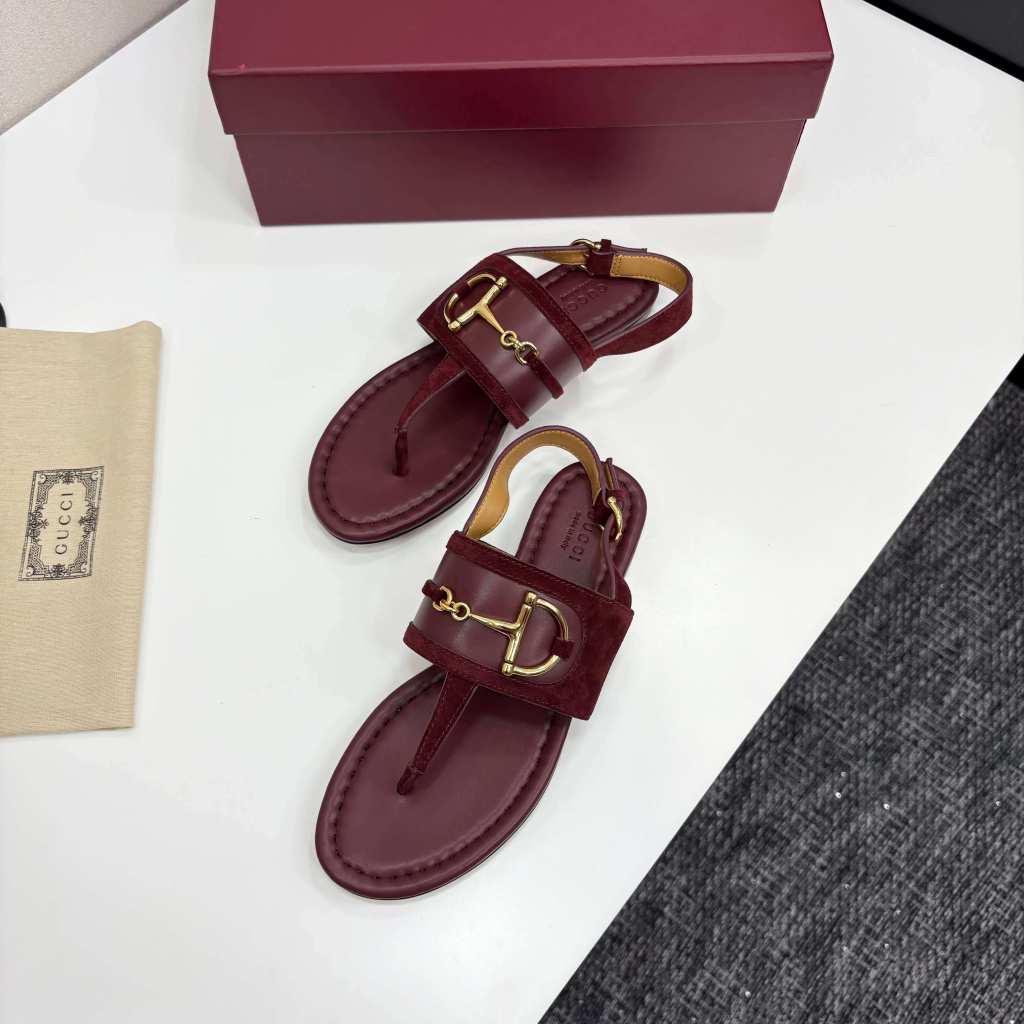 Gucci Women's Rosso Ancora Red Suede Thong Sandals with Gold-Toned Horsebit Detail