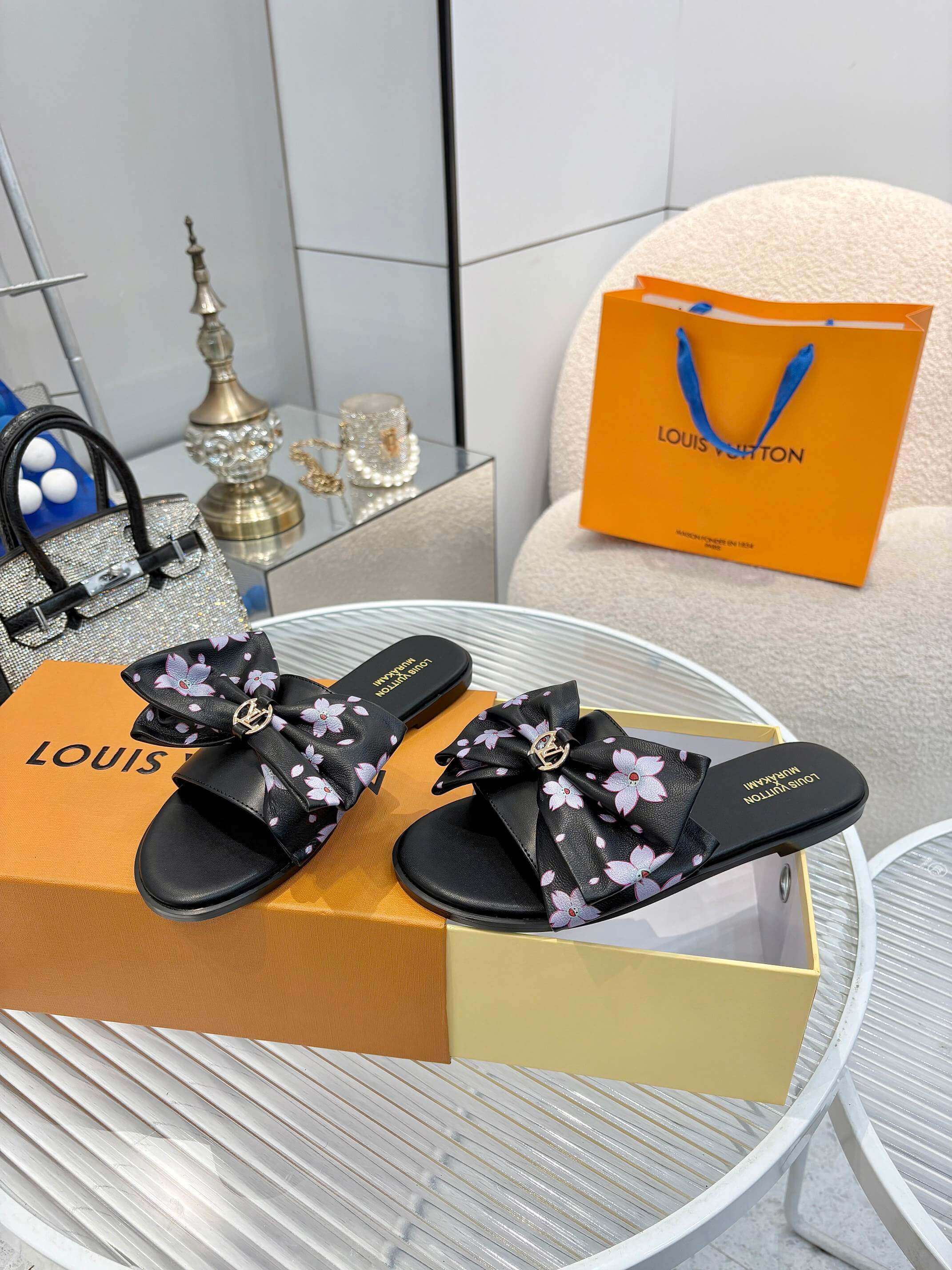 Louis Vuitton LV x Takashi Murakami Lily Flat Mule in blue Monogram Denim - Image 9