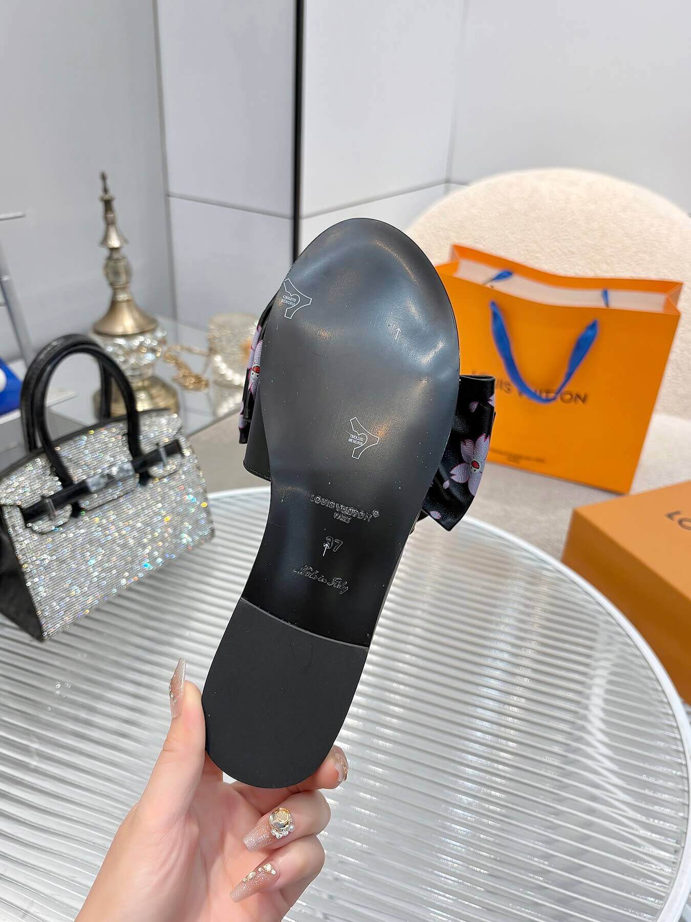 Louis Vuitton LV x Takashi Murakami Lily Flat Mule in blue Monogram Denim - Image 4