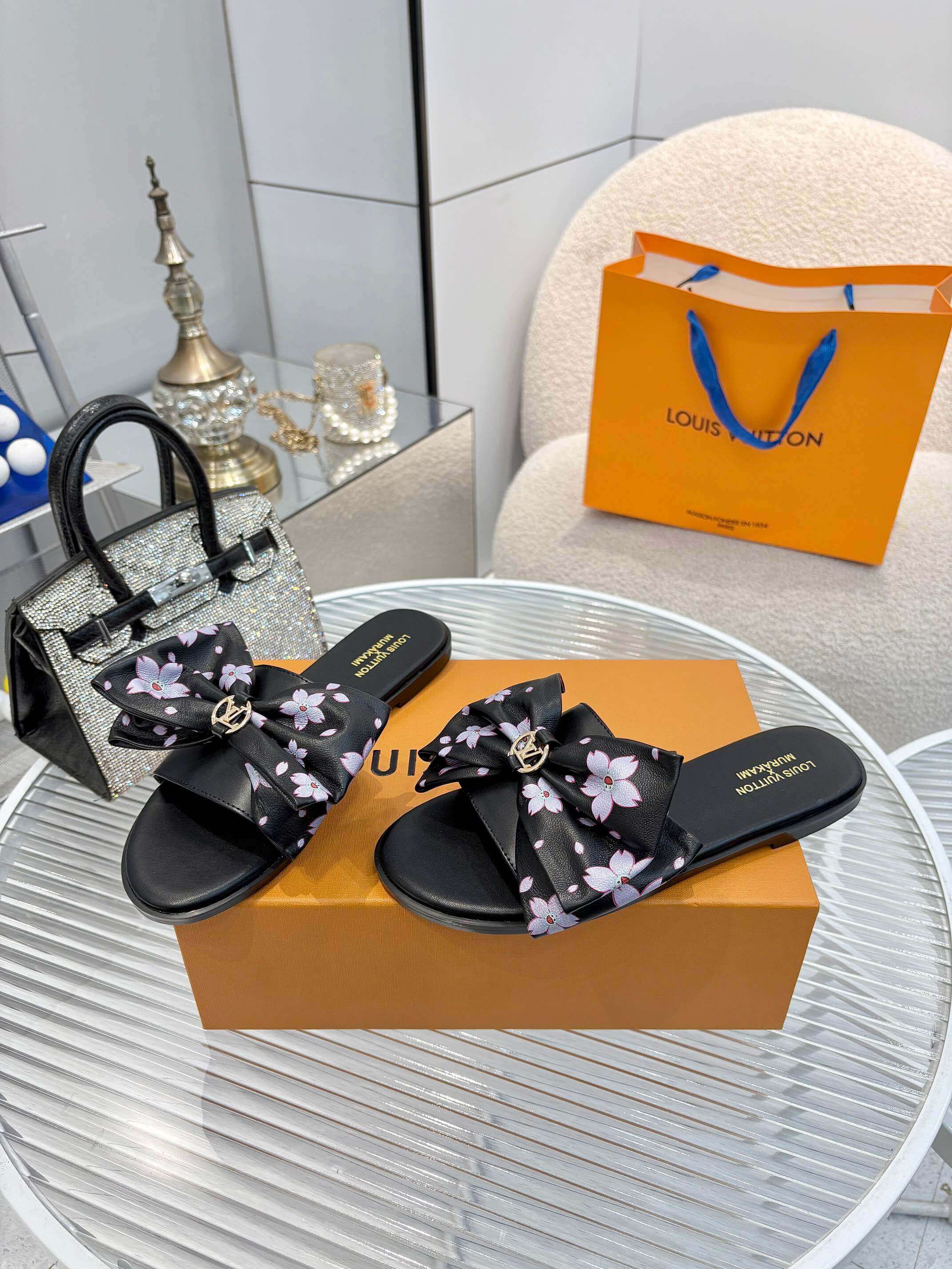 Louis Vuitton LV x Takashi Murakami Lily Flat Mule in blue Monogram Denim - Image 7