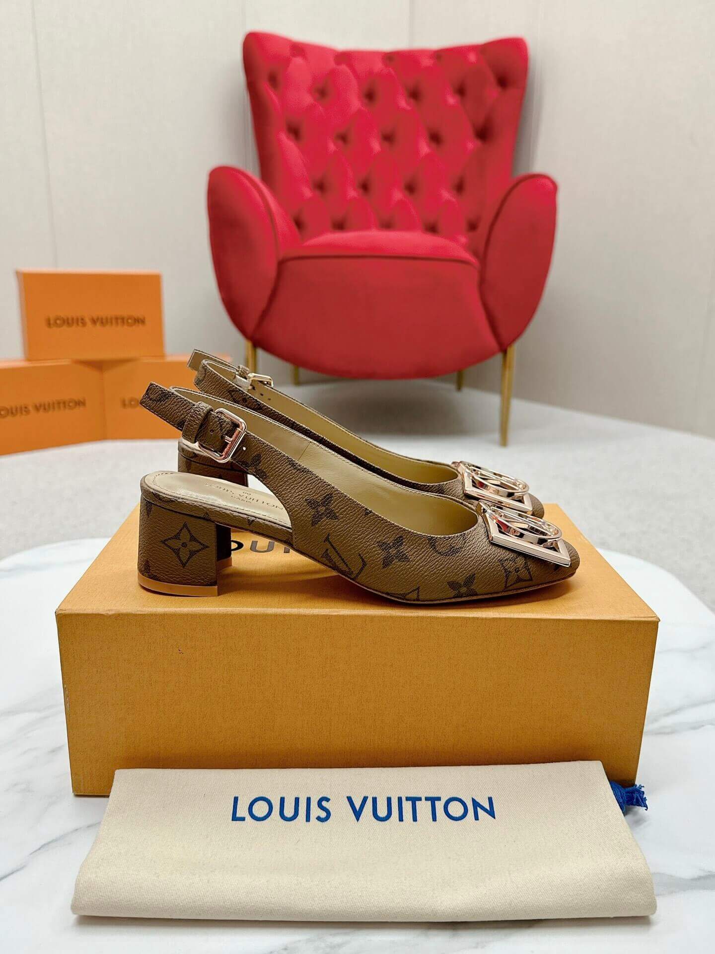 Louis Vuitton Madeleine Slingback Pump in Monogram canvas - Image 9