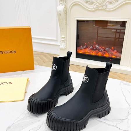 Louis Vuitton Ruby Flat Ankle Boots (Black)