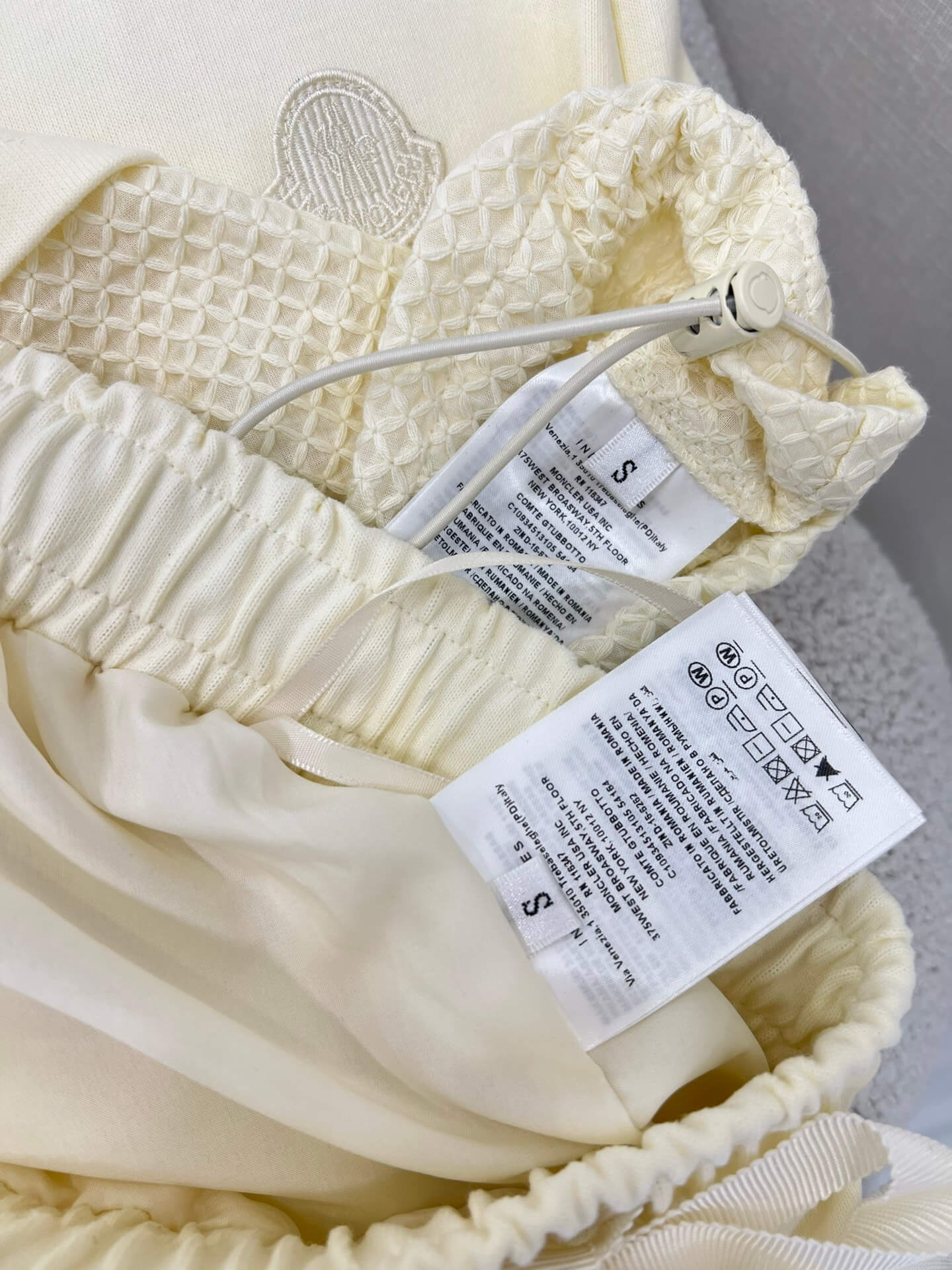 Moncler Cream Sleeveless Top and Textured Mini Skirt Set - Image 6