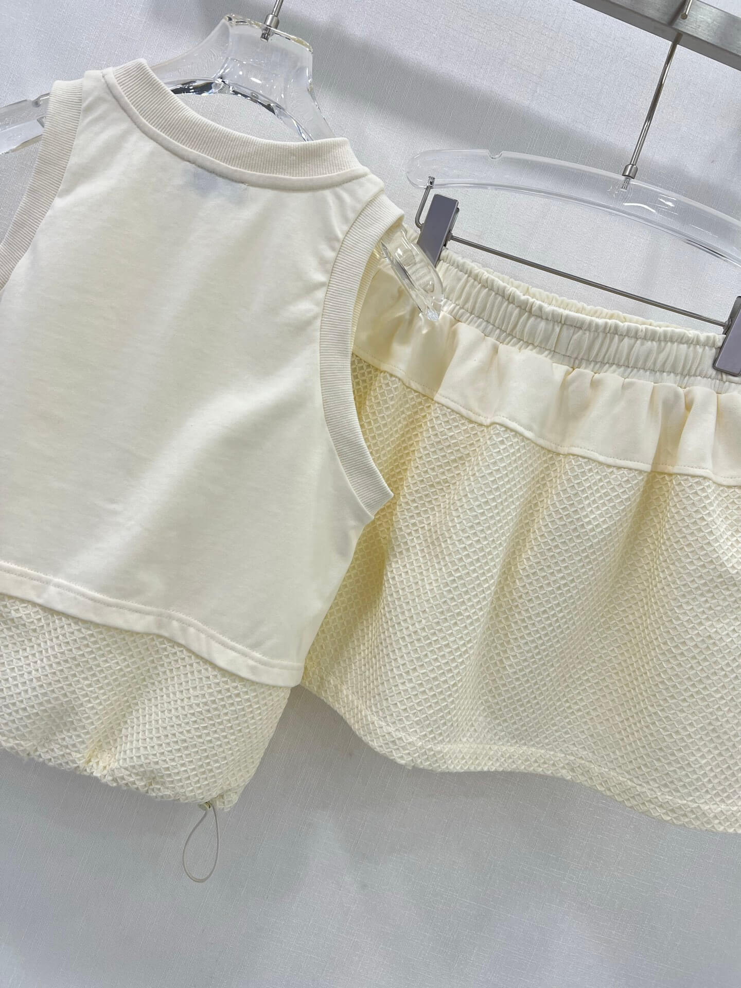 Moncler Cream Sleeveless Top and Textured Mini Skirt Set - Image 5