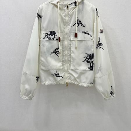 Moncler Sauvan Printed White Short Parka