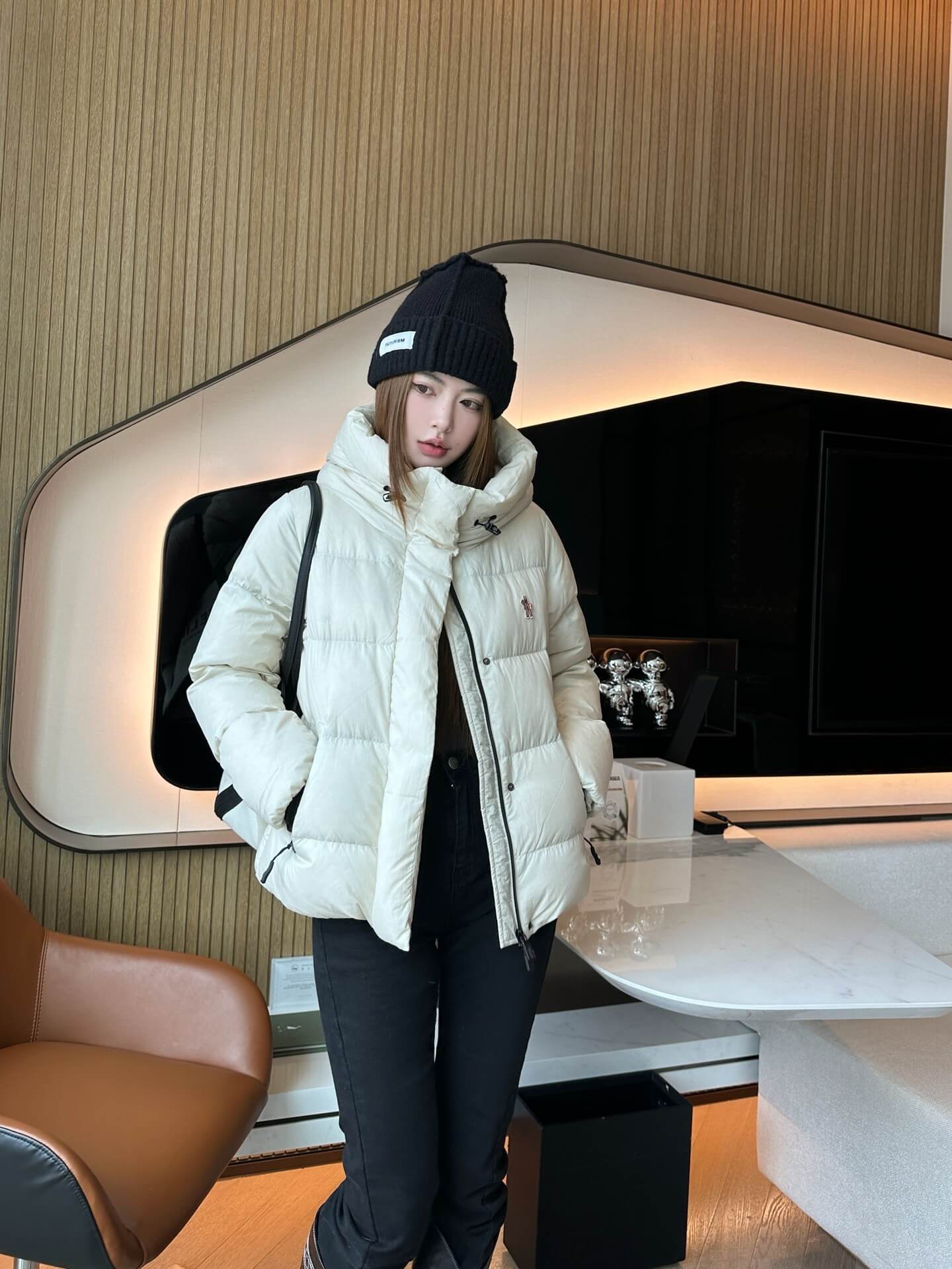 Moncler women's down jacket In Cream - Image 12
