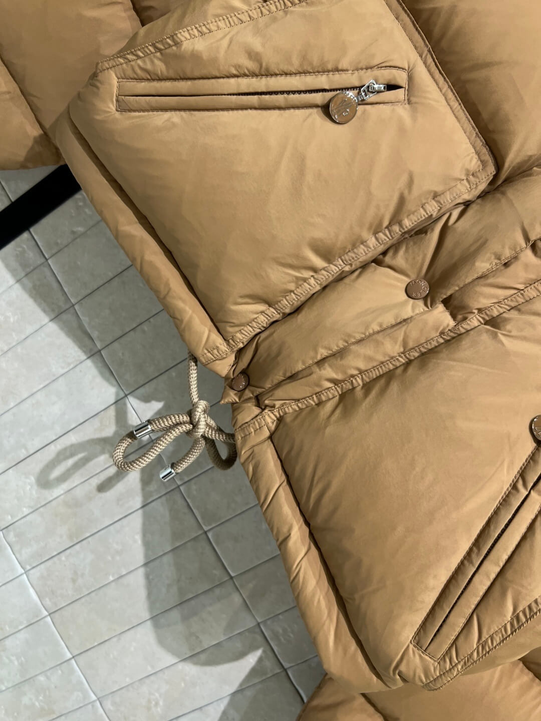 Moncler women's down jacket with detachable sleeves Brown - Image 3