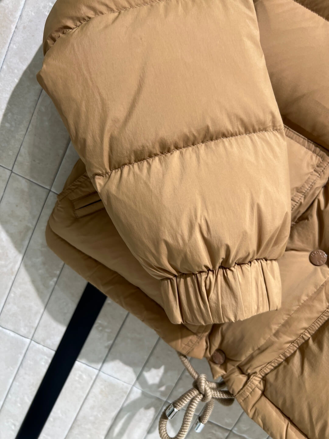 Moncler women's down jacket with detachable sleeves Brown - Image 5