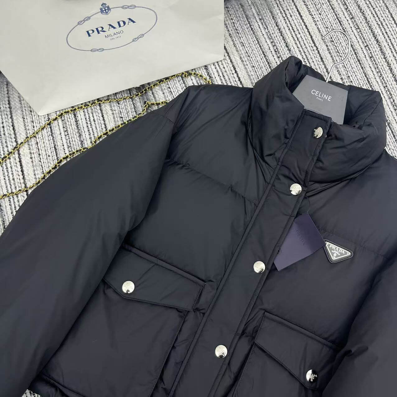 Prada Re-Nylon Cropped Down Womens Jacket in Black. - Image 4