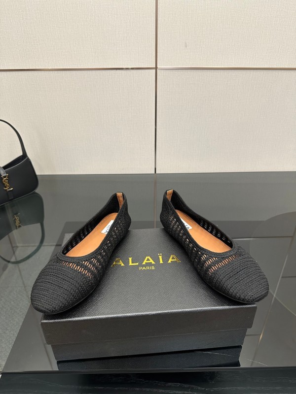 Alaïa Crochet Black Ballet Flats
