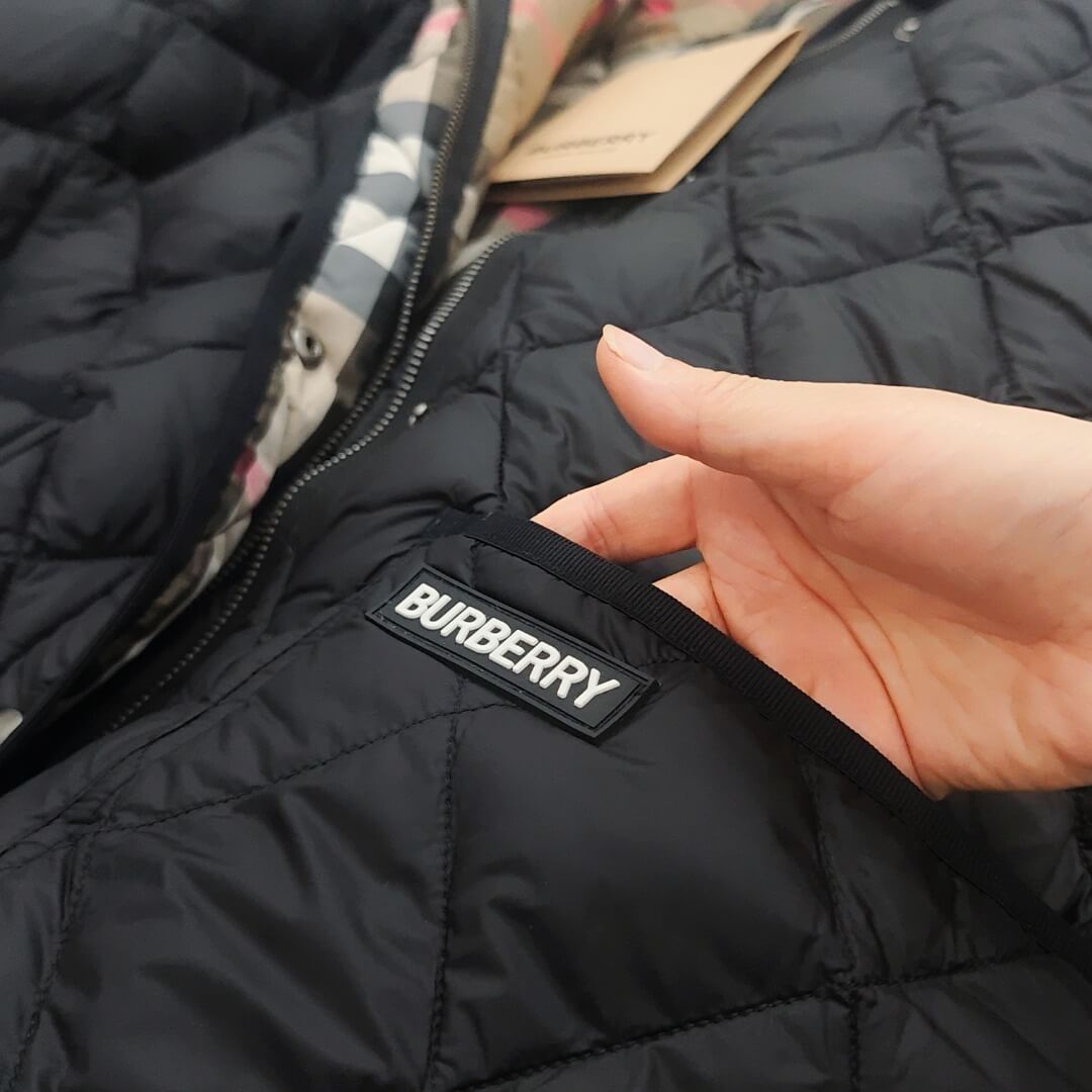 Burberry Quilted Long Jacket with a Hood in Black. - Image 5