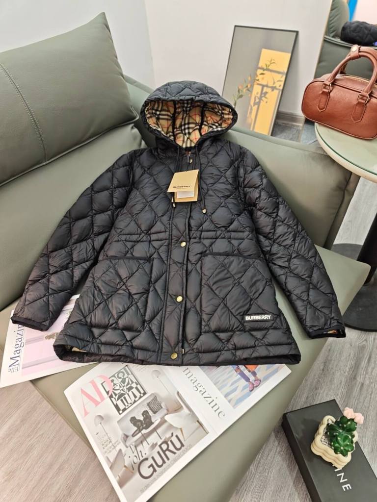 Burberry Quilted Down Jacket with Hood in Black