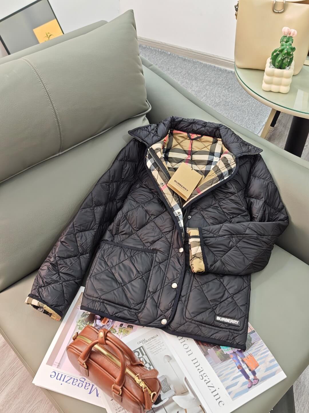 Burberry Dalry Quilted Jacket in Black - Image 3