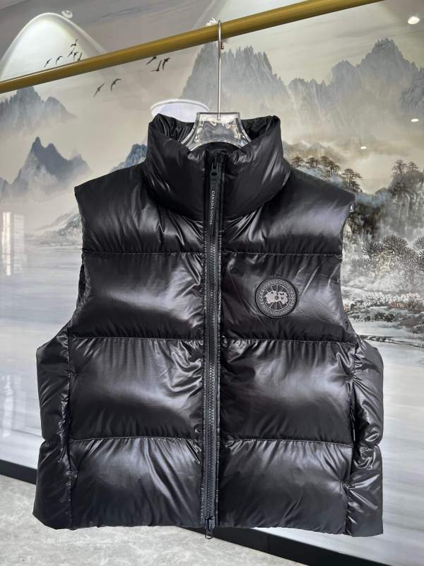 Canada Goose Cypress Women's Puffer Down Vest- Black