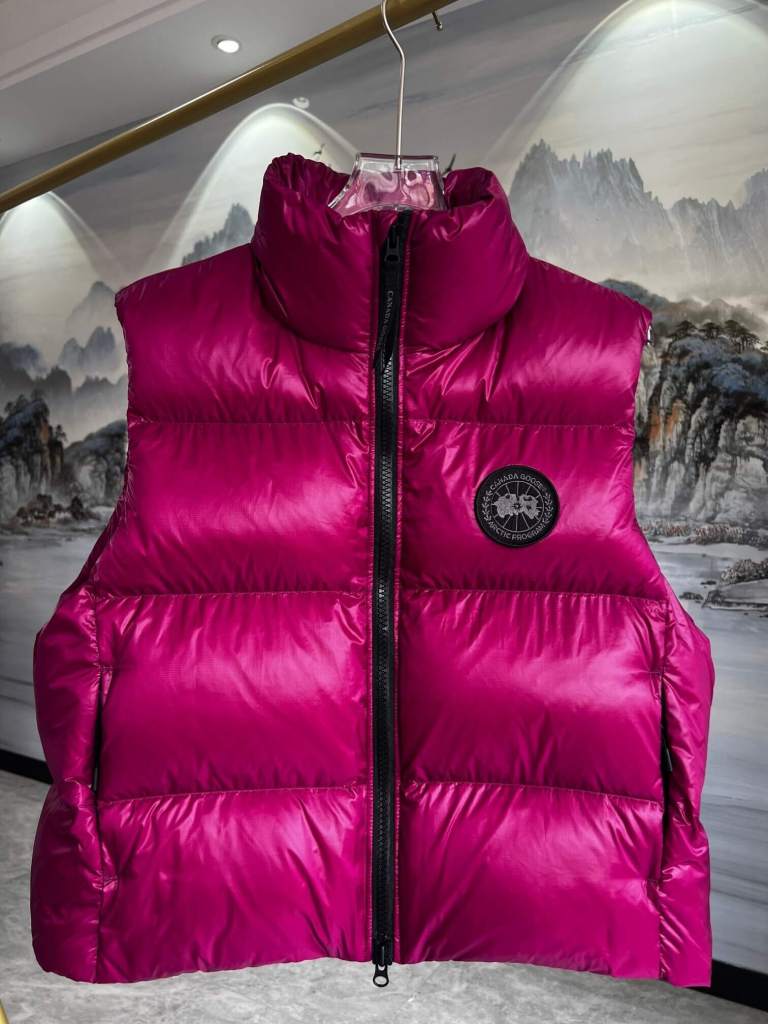 Canada Goose Cypress Women's Puffer Down Vest- Summit Pink