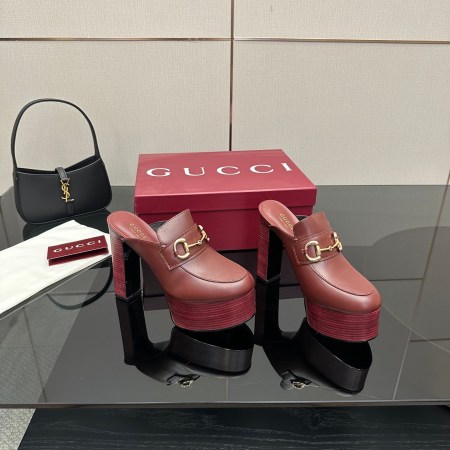 Gucci Red Platform Mule with Horsebit