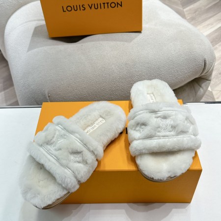Louis Vuitton White LV Easy Mule with Fur Slippers
