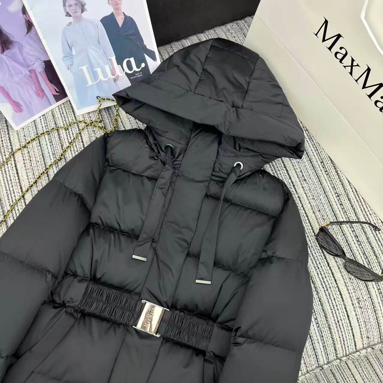 Max Mara Women's Short Cube Pisoft puffer jacket- Black - Image 3