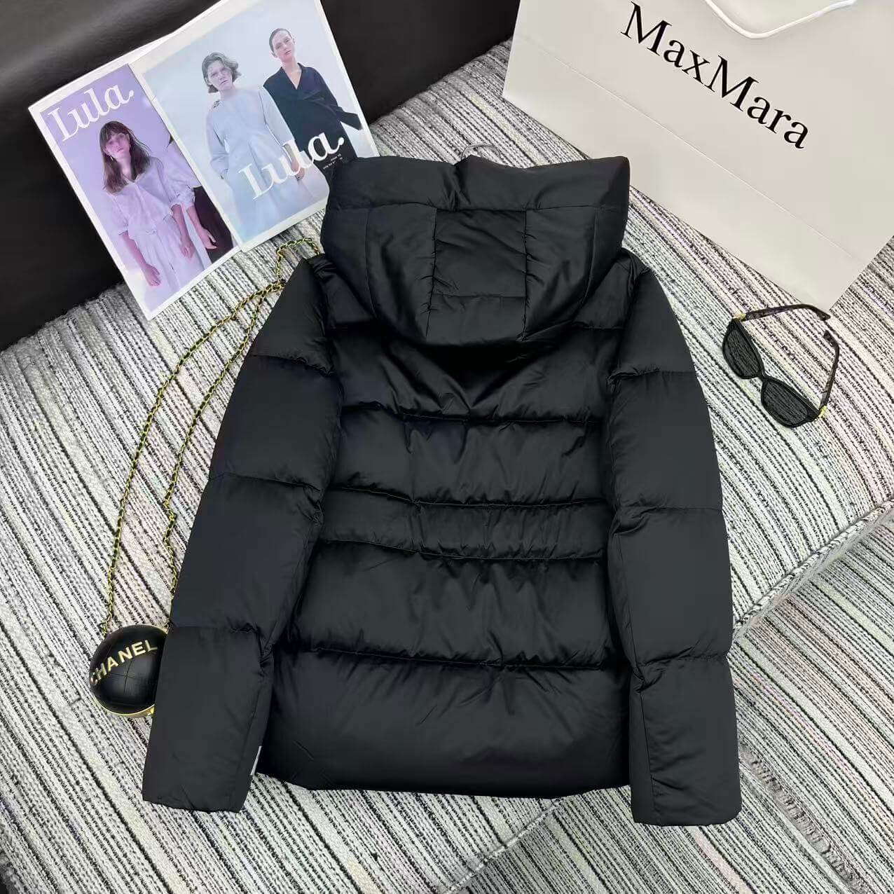 Max Mara Women's Short Cube Pisoft puffer jacket- Black - Image 7