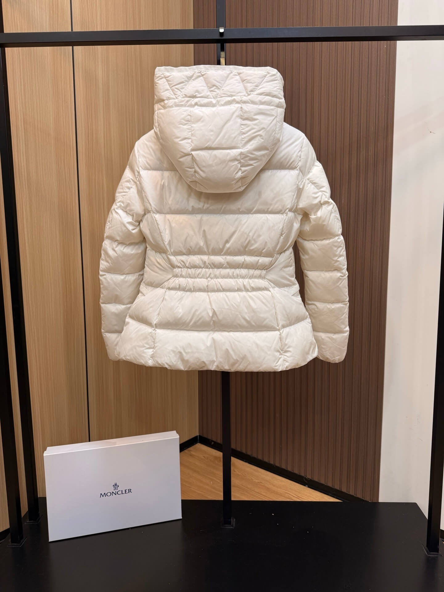 Moncler Avoce Women's waist-hugging down jacket-White - Image 7