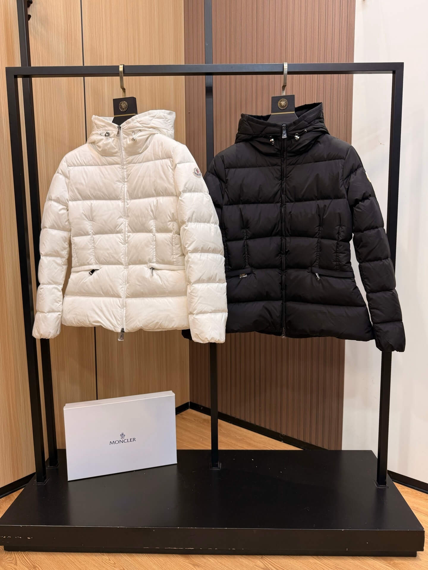 Moncler Avoce Women's waist-hugging down jacket-White - Image 9