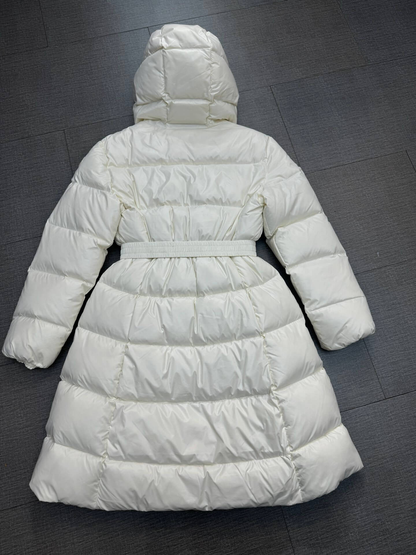 Moncler Bellevue Long Waisted Down Jacket- White - Image 7