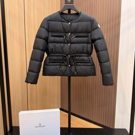 Moncler Echione Short Down Jacket-Black