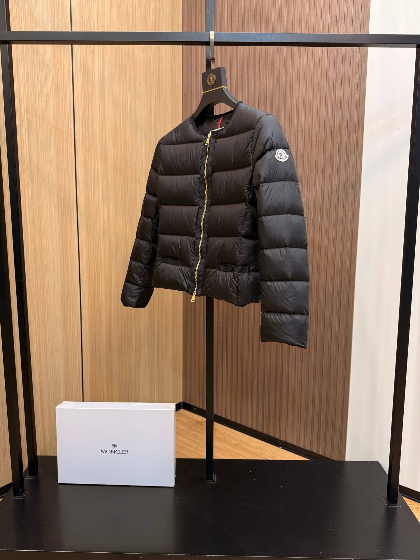 Moncler Laurine women's short down jacket-Black - Image 3