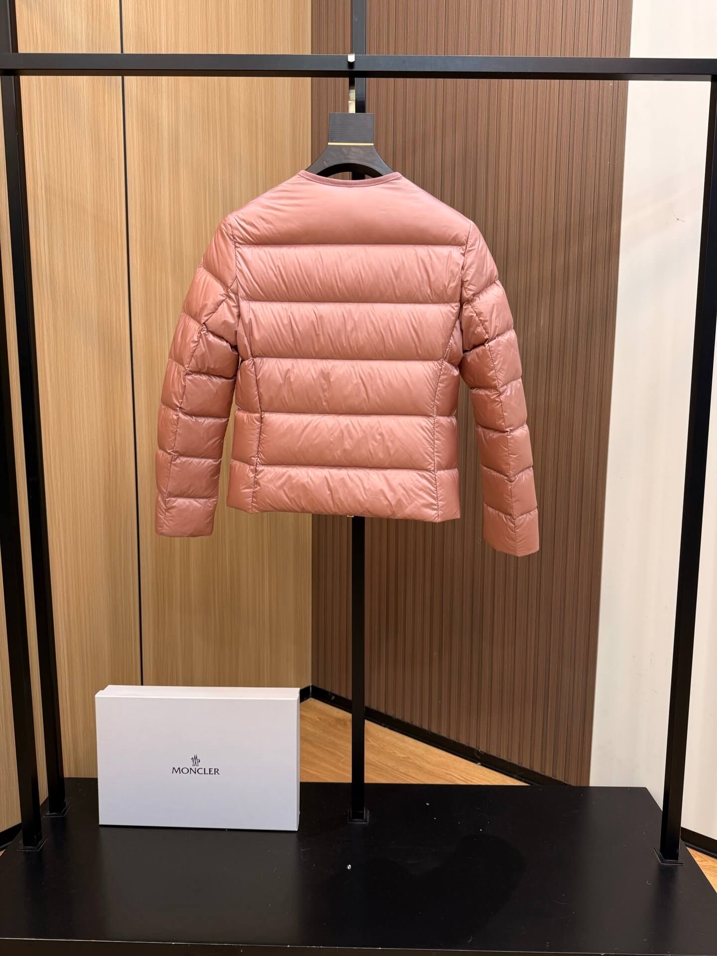 Moncler Laurine women's short down jacket-Pink - Image 7