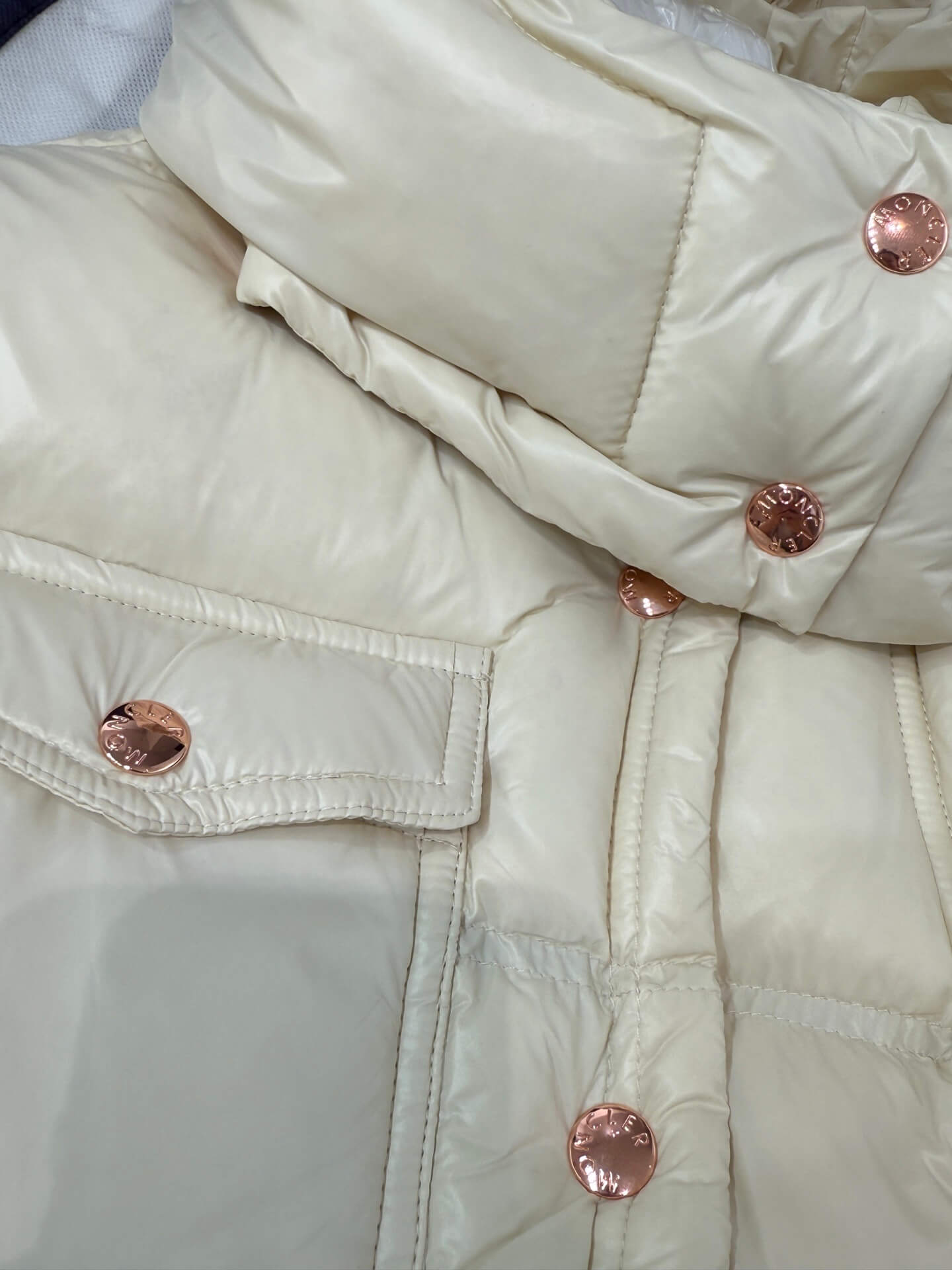 Moncler Pario Hooded Down Vest - Pale Green - Image 10