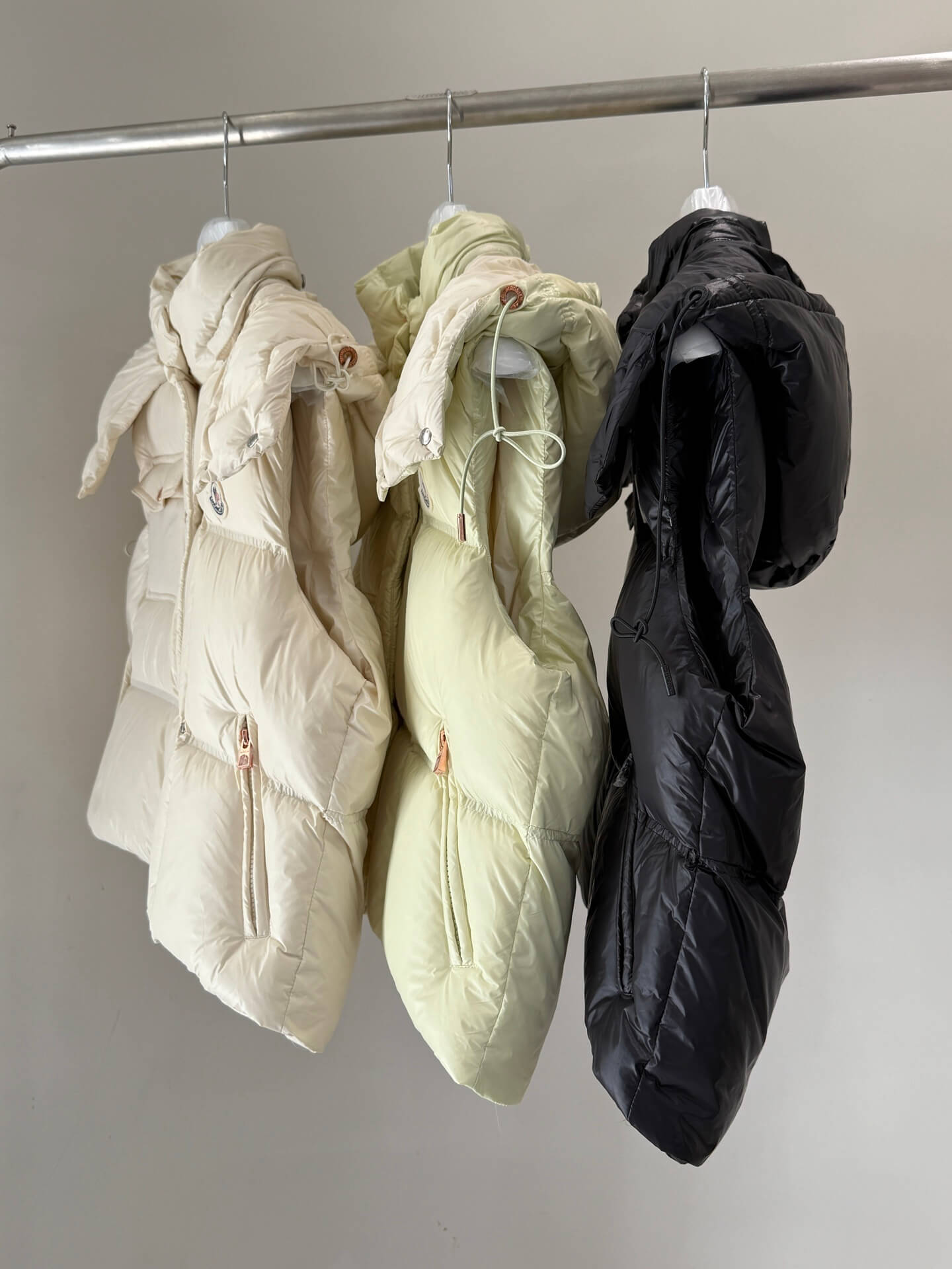 Moncler Pario Hooded Down Vest - Super Black - Image 7