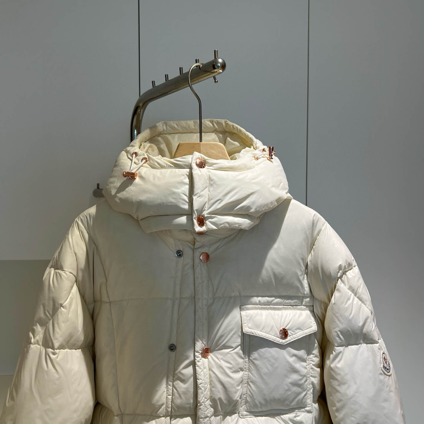Moncler Serfanto Hooded Short Down Jacket- White Ivory - Image 5