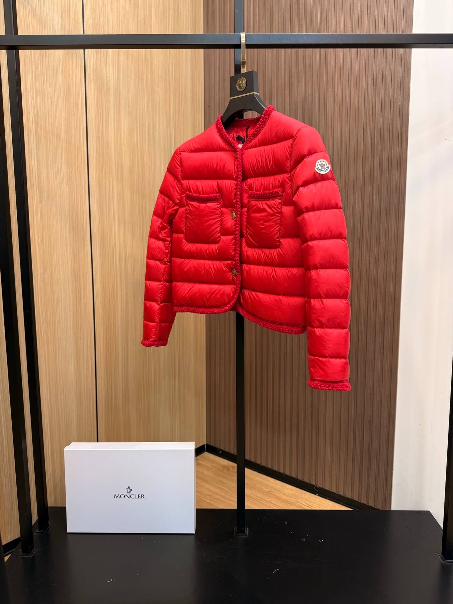 Moncler Women's Chanel style down jacket- Red - Image 4