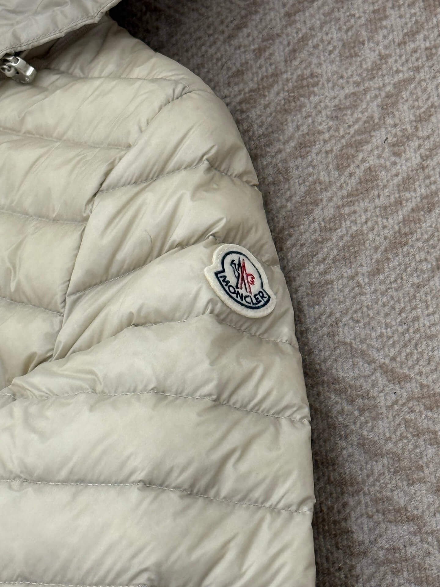 Moncler women's thin hooded down jacket In beige - Image 7