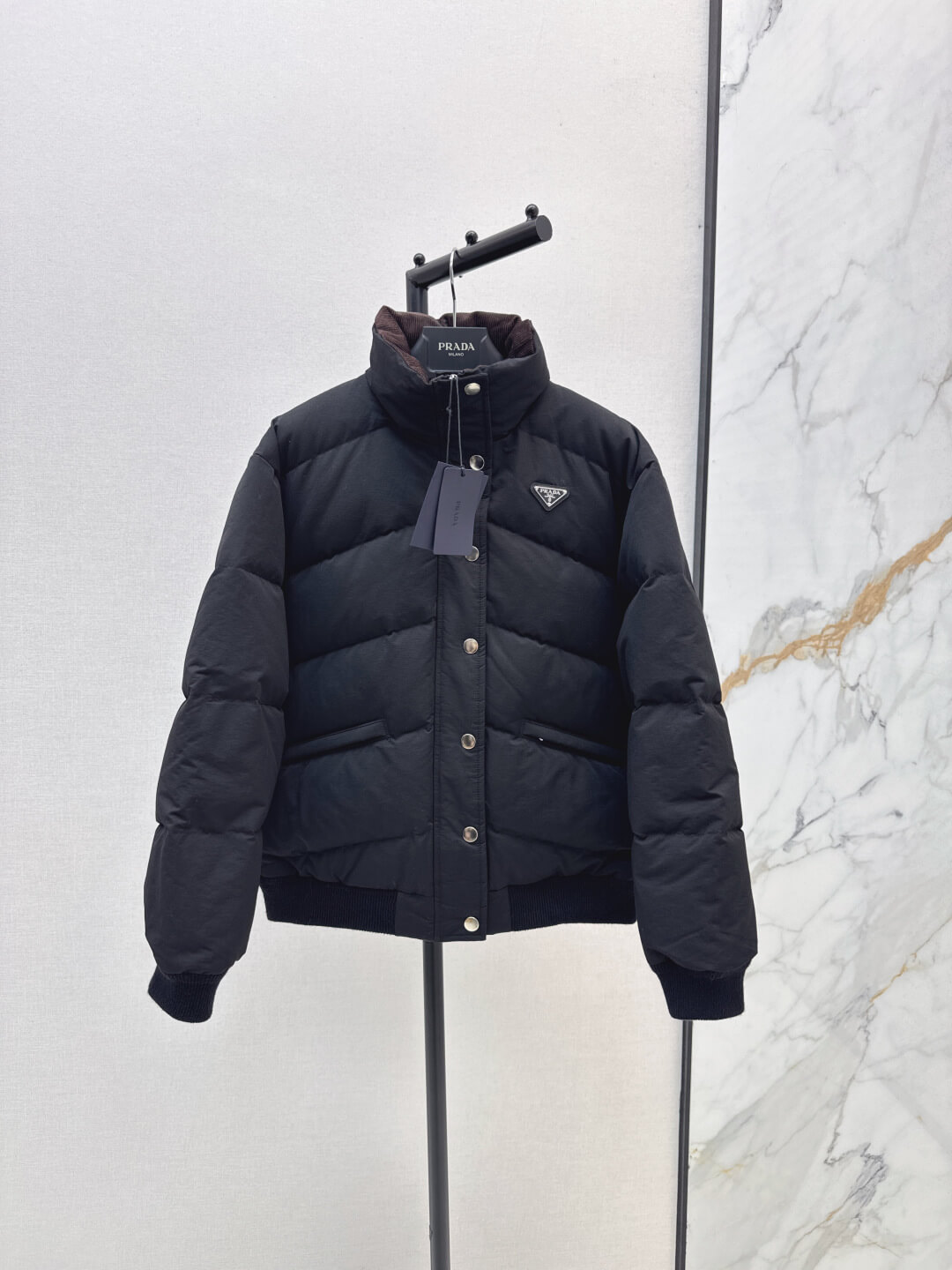 Prada women's puffy short down jacket- Black