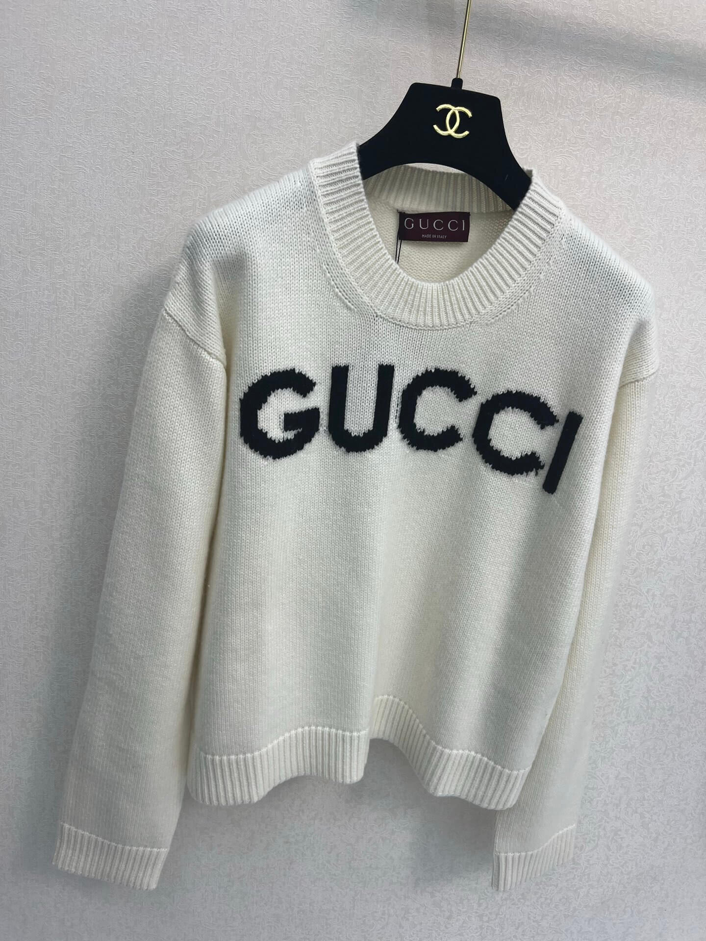 Gucci Logo Intarsia Knit Sweater – Black / White - Image 4