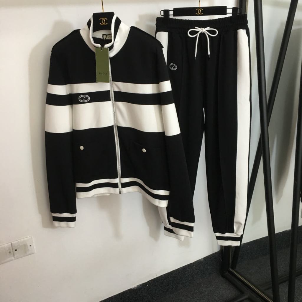 Gucci Stripe Detail Tracksuit – Dark Blue / Black