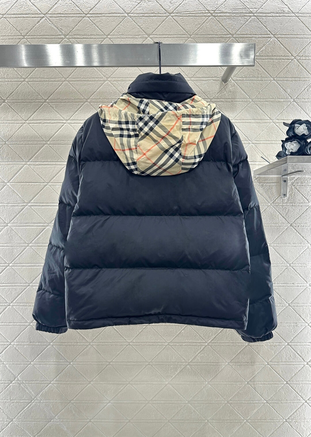 Burberry Checker-tape Snowdon Padded Down Jacket- Navy Blue - Image 3