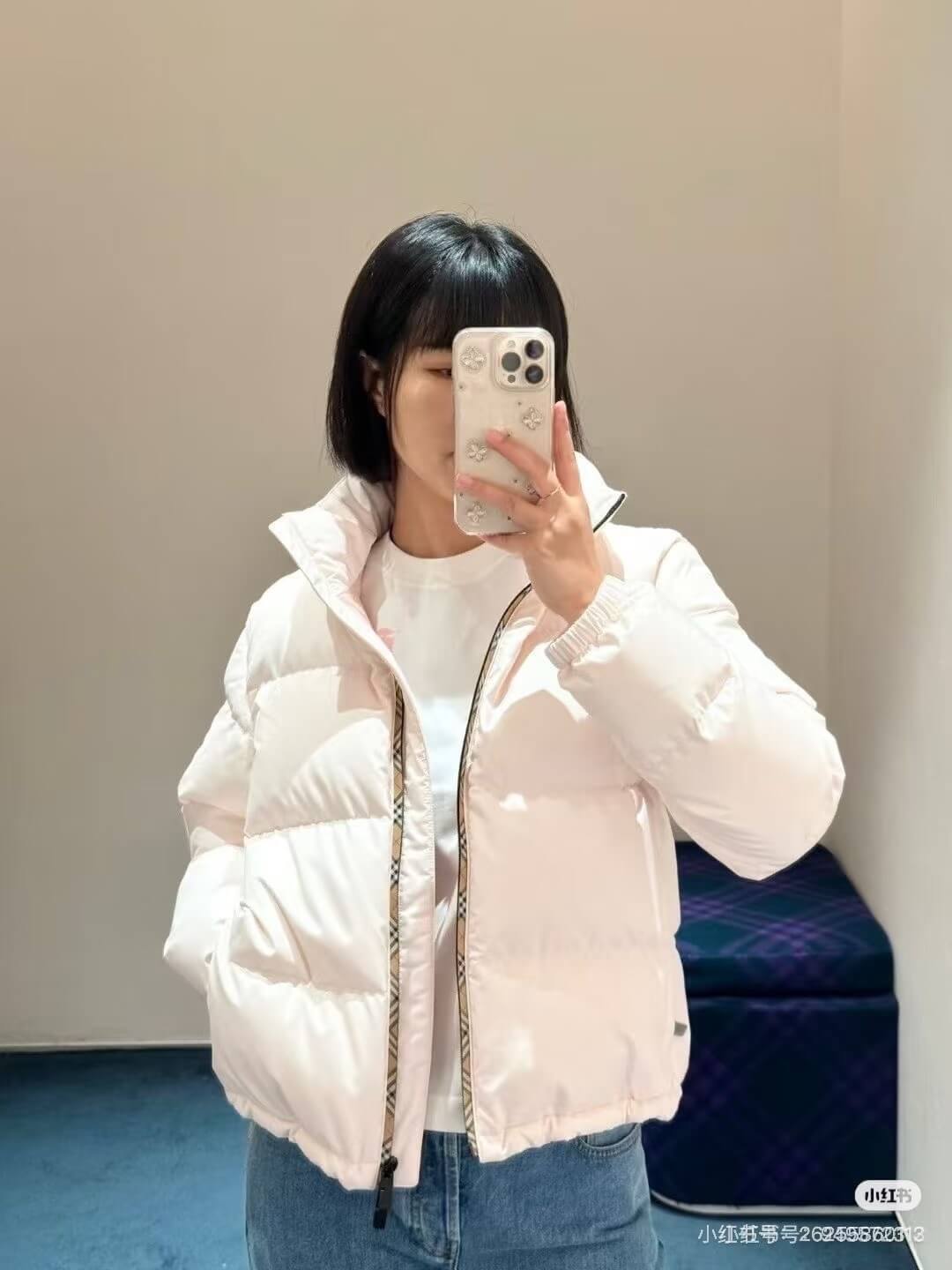 Burberry Checker-tape Snowdon Padded Down Jacket- White - Image 9