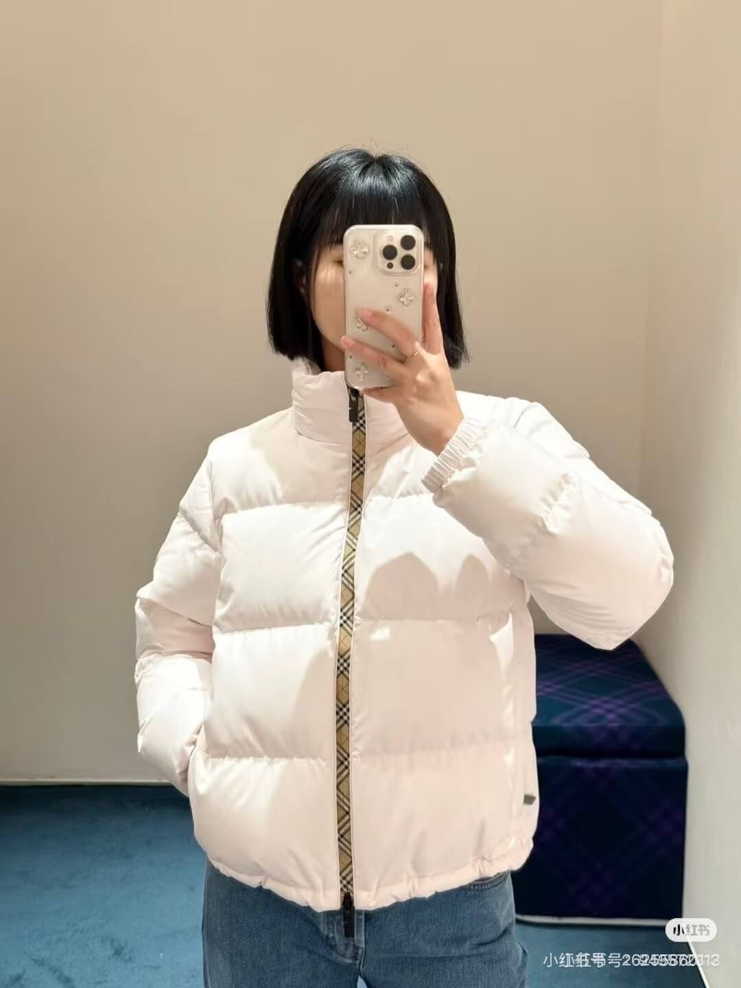 Burberry Checker-tape Snowdon Padded Down Jacket- White - Image 10