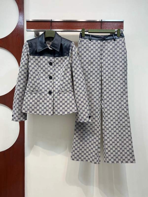 Gucci GG-Canvas Jacket With Leather Trim & Matching Trousers – Monogram Set
