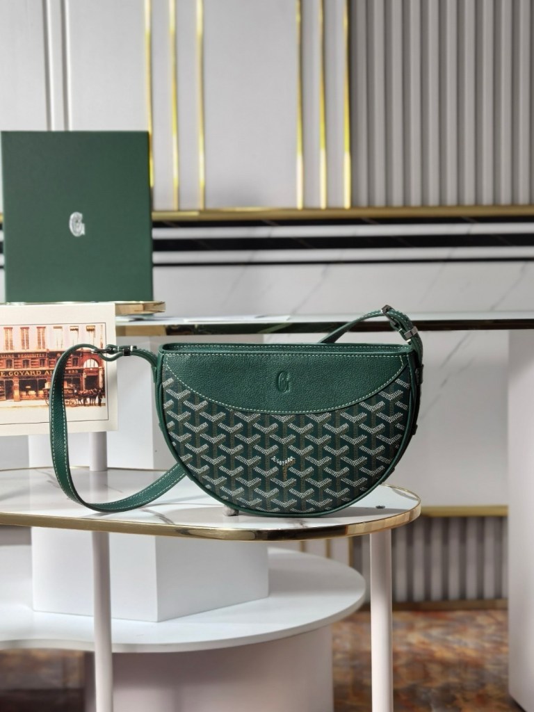 Goyard Hirondelle in Green Goyardine Canvas Bag